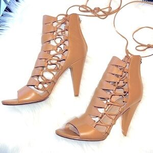 🔶SIGERSON🔶MORRISON🔶Gorgeous Caramel Colored Strappy Heels🔶